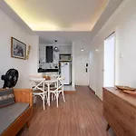 Vista Para A Praia De Copacabana, Quarto E Sala